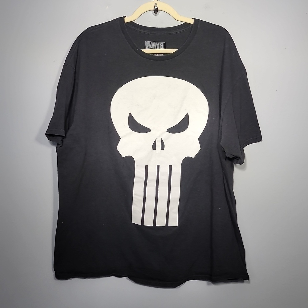 Marvel Punisher Black Logo Character T-Shirt